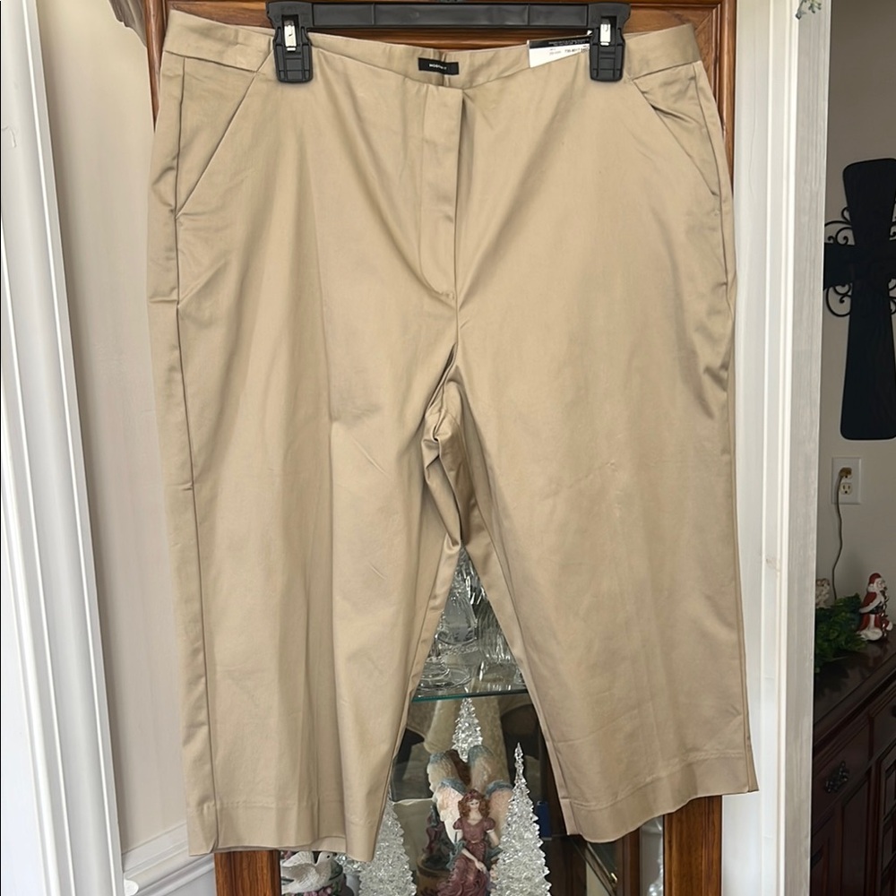 Women's Tan Shorts
